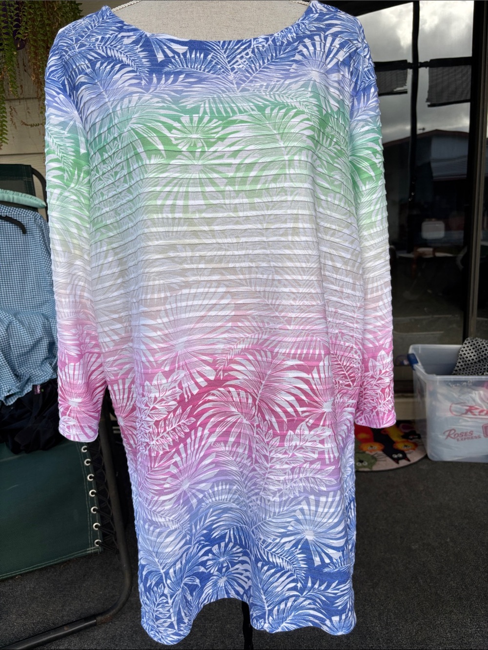 Coral Bay Multi-Color Ombre Palm Print Long Sleeve Tee